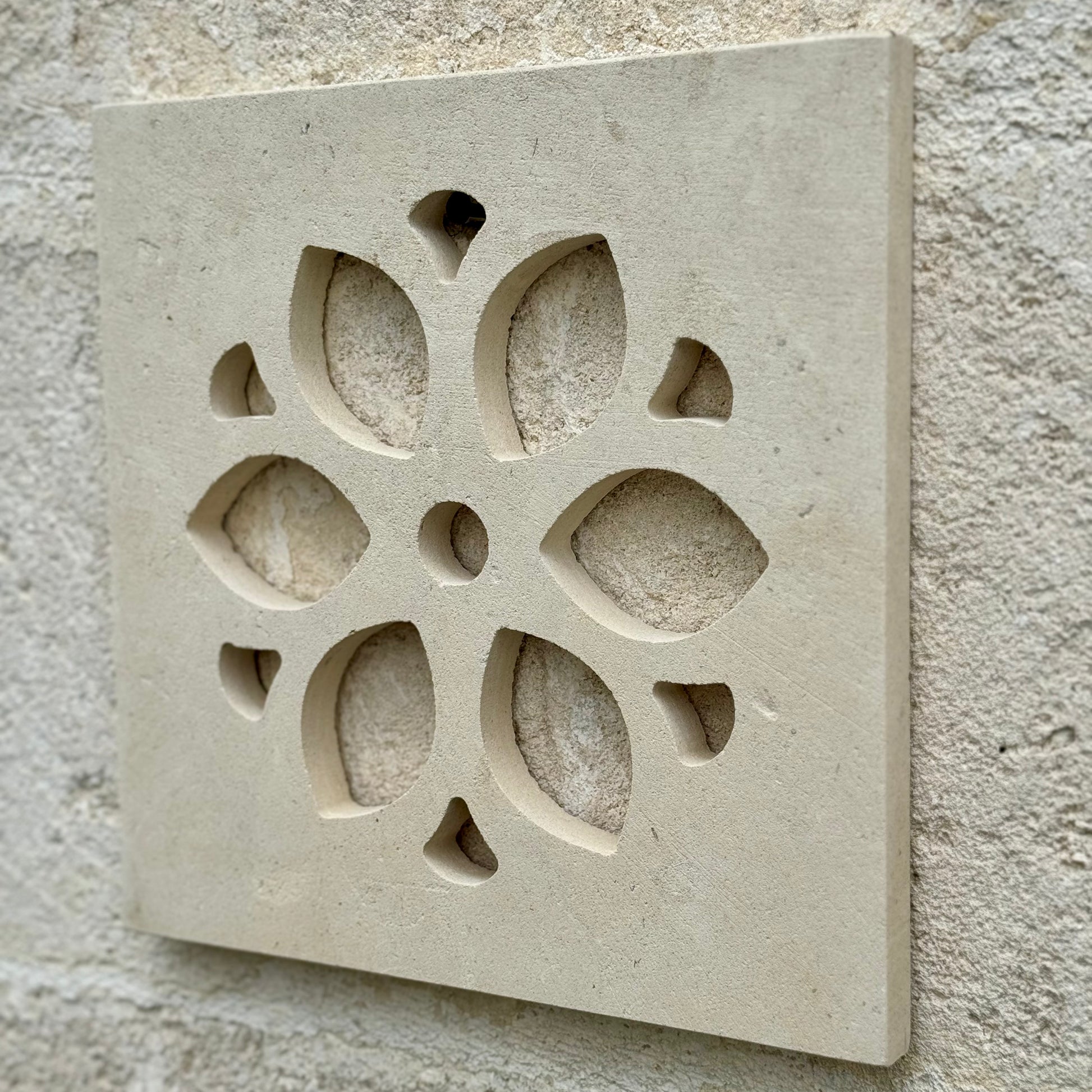 Prese d'aria griglia areazione in Pietra Leccese | mod. LOTO