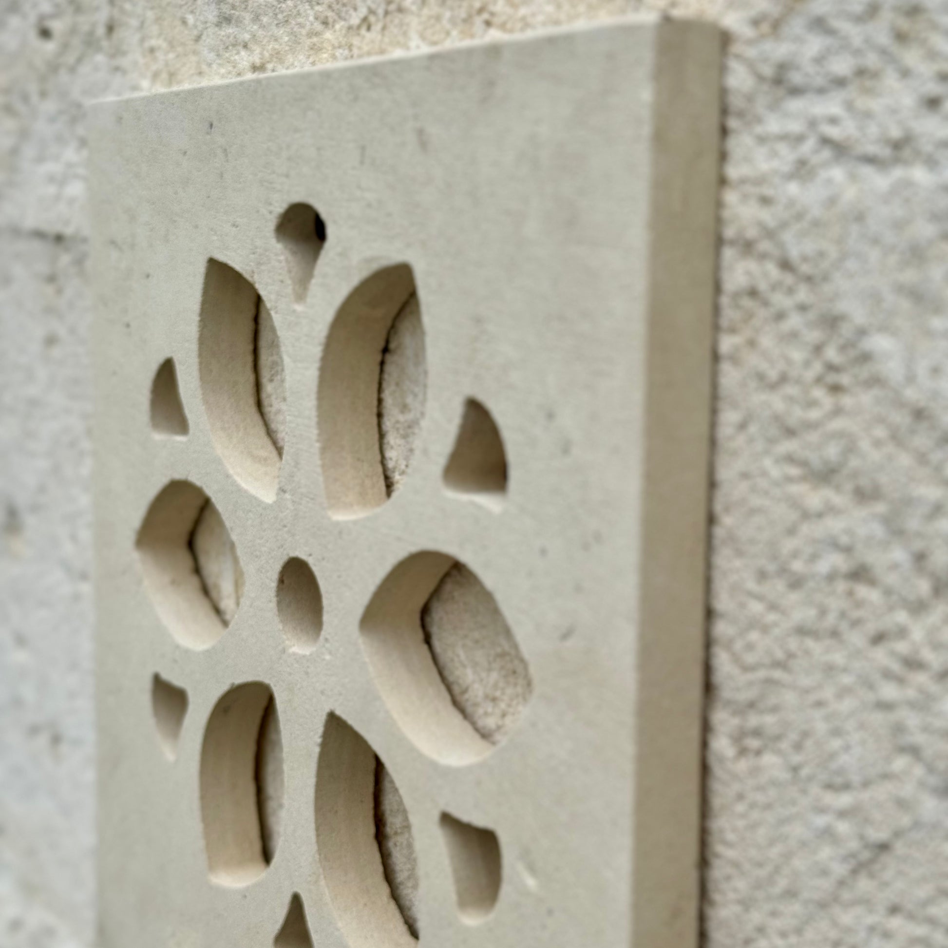 Prese d'aria griglia areazione in Pietra Leccese | mod. LOTO